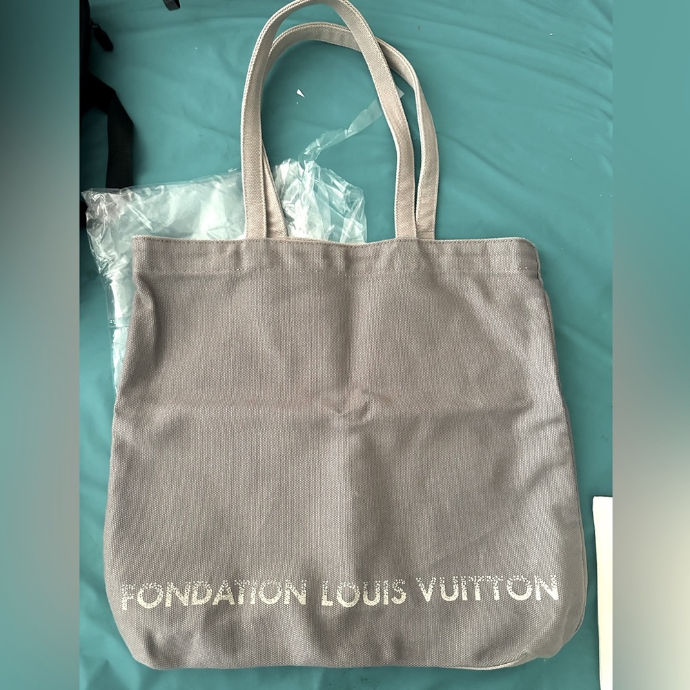 Louis Vuitton Fondation Shoulder Tote Bag LIMITED EDITION New